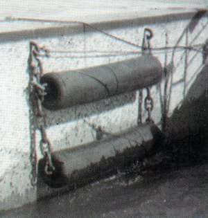 Обойное причальное приспособление Д-400